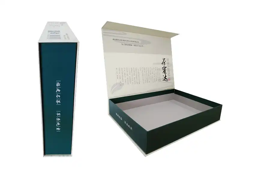 Collapsible rigid boxes